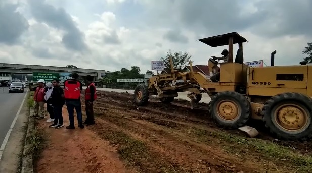 Akhir Tahun Perbaikan Ruas Jalan Di Lampung Ditargetkan