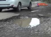 Jalan Alternatif Mudik Lebaran di Lampung Selatan Rusak Parah (Video)