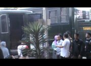 Albar Mengamuk, Tak Mau Dikawal Sebagai Terdakwa