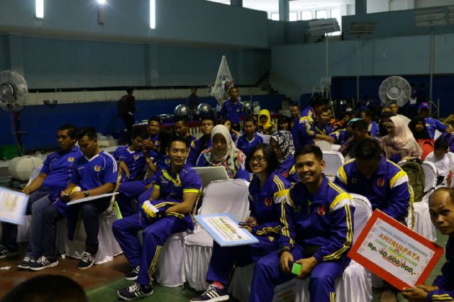 Gubernur Lampung Berikan Tali Asih Atlet dan Pelatih Peraih Medali PON XIX