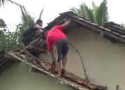 (Video) Puluhan Rumah Di Kecamatan Negeri Katon Pesawaran Porak Poranda Di Sapu Puting Beliung