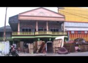 Mantan Bupati Tulang Bawang dan Keluarga Dilaporkan ke Polisi