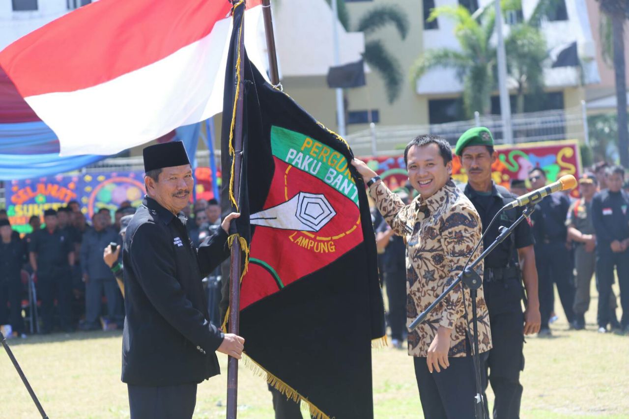 Gubernur Lampung M.Ridho Ficardo mengukuhkan Perguruan Paku Banten Indonesia