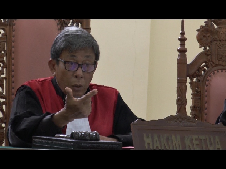 Majelis Hakim Kecewa, Rekomendasi Rehabilitasi Muhclis Basri CS