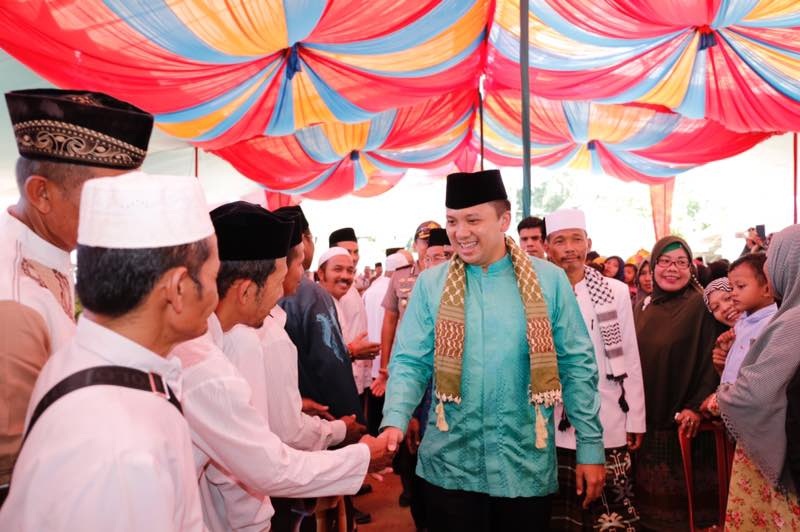 Gubernur Lampung Berikan Bantuan 3 Unit Bus Trans Lampung Di Kabupaten Mesuji