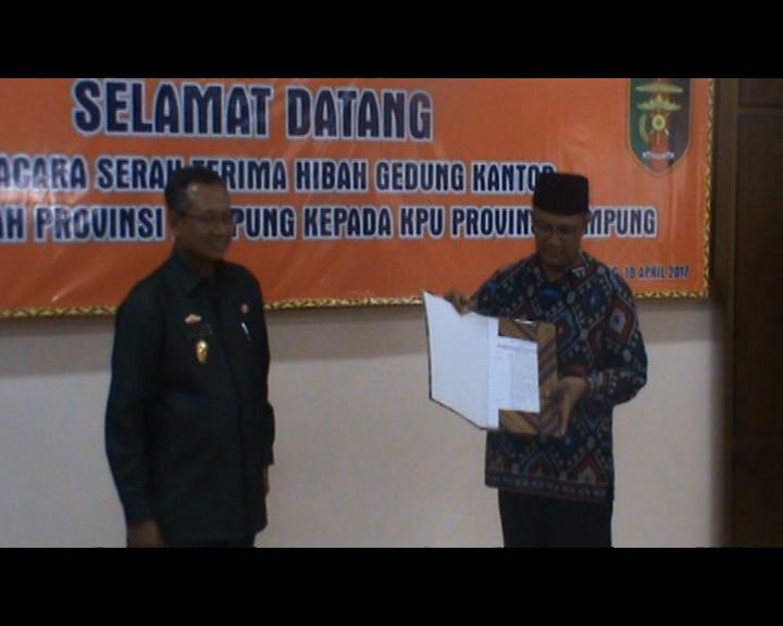 Pemprov Resmi Hibahkan Kantor KPU Provinsi Lampung