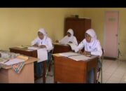 Siswa Difabel Keluhkan Panjangnya Soal Bahasa Indonesia