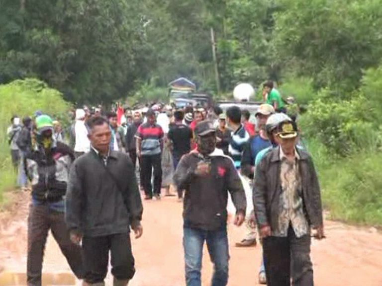 Warga Dua Dusun Siapkan Masa Blokir Jalan Di Kecamatan Labuhan Ratu Lampung Timur