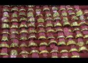 Masyarakat Ramai-Ramai Gadai Emas