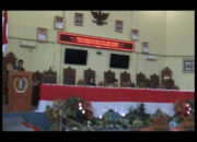 Tiga Fraksi Beri Nunik Raport Merah