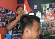 (Video) Unik, Sensasi Pangkas Rambut dengan Api