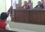 Gasak HP,  Brimob Dituntut 10 Bulan