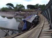 Jembatan Bailey Ambruk, Jalinbar Lumpuh