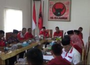 Digembosi di Pusat, PDIP Setia Herman