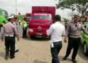 Jelang Natal dan Tahun Baru,Petugas Periksa Kendaraan