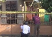 Ditinggal Liburan, Rumah Terbakar