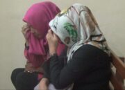 Dituntut Empat Setengah Tahun, Dua PNS Menangis