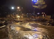 Banjir Terjang Fasilitas Umum, Satu Tewas