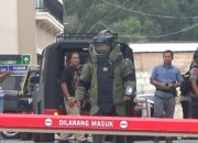 Penerobos Dilepas, ’’Bom’’ Transmart Diledakkan