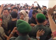 Disdukcapil Tak Siap, Hari Pertama Semrawut