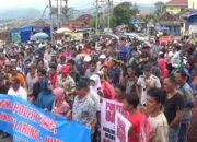 Geruduk Mapolda Tagih Janji Suntana