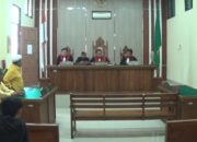 Alzier Menggugat, Arinal Mangkir