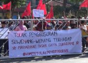 Abaikan Massa, Pemkot Tetap Gusur Warga