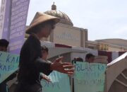 Rezim Bikin Rakyat Kian Menderita