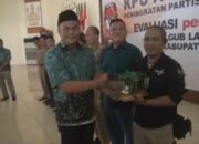 Radar Lampung TV Terima KPU Award