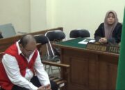 Tarik Ulur Tuntutan Michael, Hakim Murka