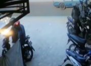 Terekam CCTV, 30 Detik Motor Raib