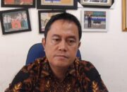 Loloskan Dua Parpol, Lima Komisioner KPU Cuma Dibina