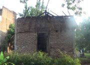 Rumah Jangkrik Terbakar, Rp 50 Juta Musnah