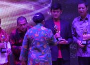 Muhammad Gusti Saibatin Terima Penghargaan Komnas Anak