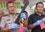Puluhan Senpi Diserahkan ke Polisi