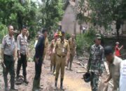 Sungai Meluap Enam Rumah Hanyut