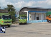 Over Tonase, Truk Disandera 24 Jam