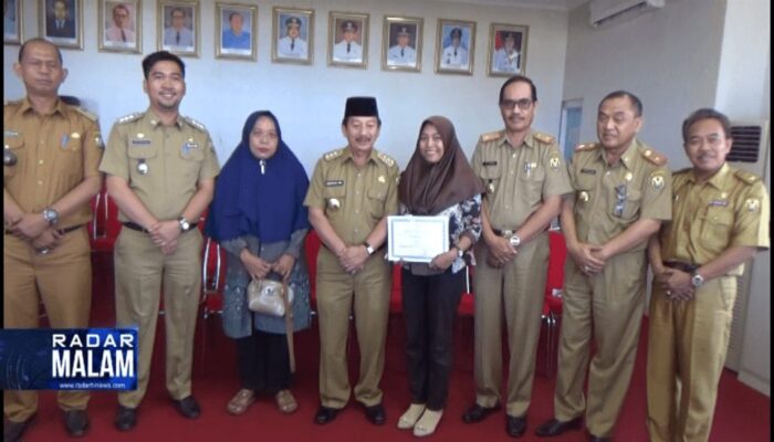 Anak Billing Raih Cum Loude Di UIN