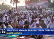 Shalat Idul Adha Di Saburai Tanpa Gubernur