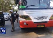 Dua Pelaku Pelemparan Bus Pendukung Persija