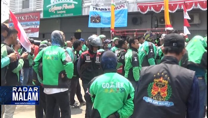 Maxim & Gojek Disegel Paksa