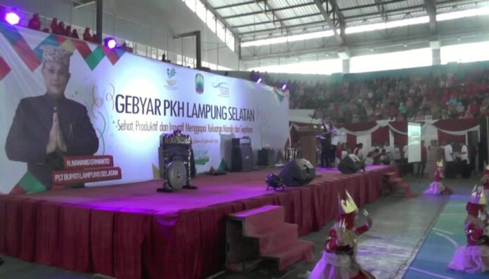 Ribuan Graduasi Dan PKH Terima Reward