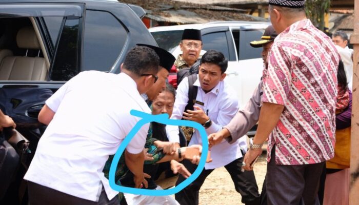 Menko Polhukam Wiranto Ditusuk Orang Tak Dikenal, Kapolsek Menes Terluka