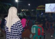 Satgas TMMD ke-106 Kodim 0314/Inhil Gelar Nobar Film G-30 S/PKI Bersama Warga