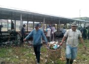 Satgas TMMD ke-106 Kodim 0314/Inhil Goro Bersihkan Sarana Umum di Desa Sanglar