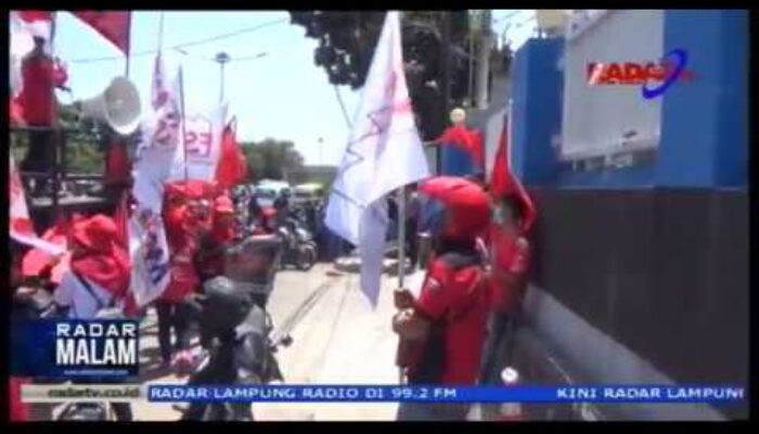 Massa Terus Goyang BPJS