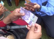 Pertuni Ajarkan Tunanetra Kenali Uang