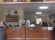 Disdukcapil Tunda Permohon Administrasi Kependudukan