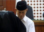 Terima Suap Eks Kadis Disdikbud Pesisir Barat di Bui Setahun