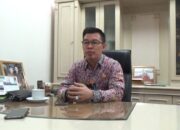 PDIP – Golkar Potensial Usung Kherlani di Pilkada Pesisir Barat